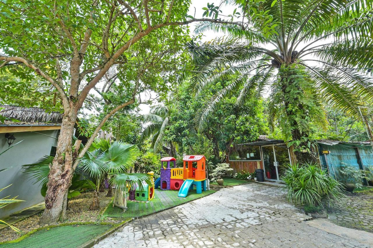 Oyo 90636 Teratak Zakiah Chalet Hotel Jerantut Exterior foto